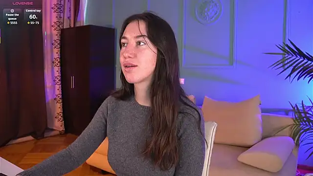 Belle Via online show from March 18, 11:57 am