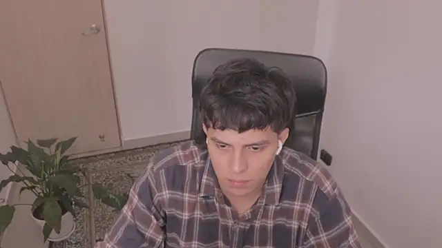 Tony Hoffa online show from January 10, 6:09 pm