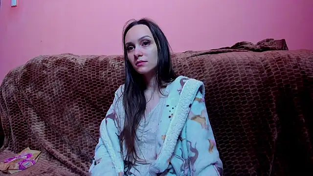 AlmaQueen online show from December 7, 5:26 am