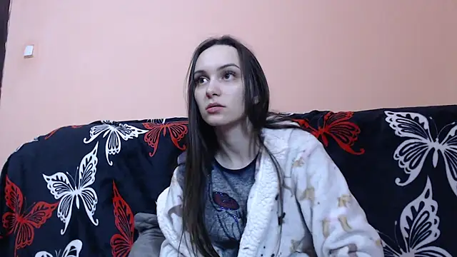 AlmaQueen online show from January 10, 6:42 am