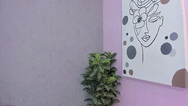 Tiffany mendez online show from November 25, 12:05 pm