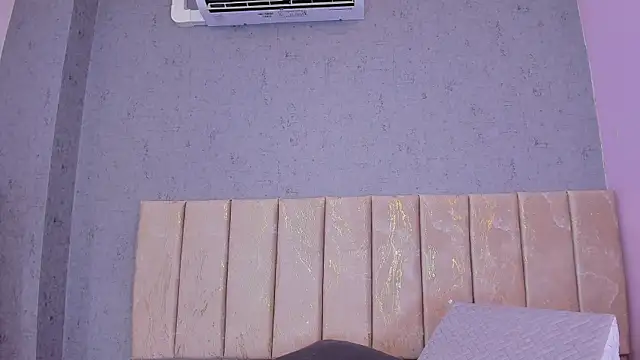 Tiffany mendez online show from May 22, 12:11 pm