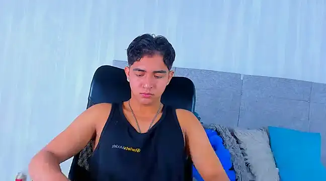 Muichiro tokito1 online show from January 10, 4:12 am