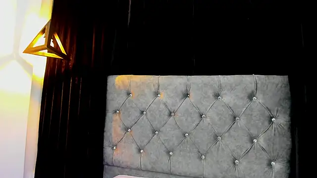 Snapshot of JulessCornett chatting on March 15, 2:56 am JulessCornett online show from March 15, 2:56 am