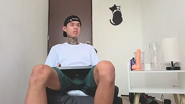 Saturno v online show from November 9, 6:23 am