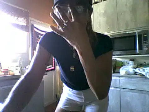 Snapshot of sabinytahot chatting on December 3, 12:49 pm sabinytahot online show from December 3, 12:49 pm