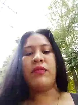 Snapshot of Miia_grand chatting on December 25, 10:37 pm Miia grand online show from December 25, 10:37 pm