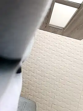 wariacik0024 online show from April 10, 12:54 pm