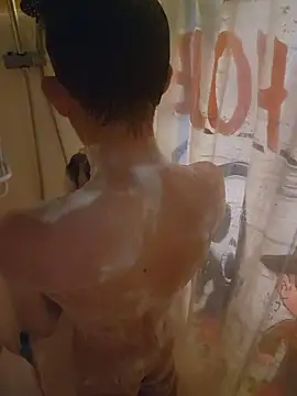 Snapshot of MysteriousFire23 chatting on December 15, 6:23 pm MysteriousFire23 online show from December 15, 6:23 pm