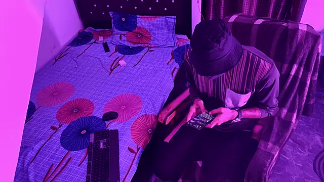 Habibi big b online show from November 7, 10:10 pm