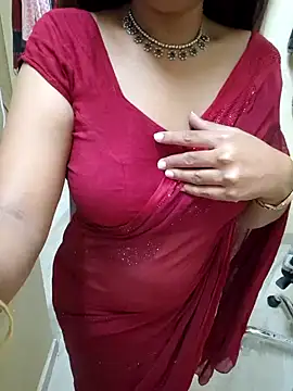 Snapshot of Roja-Telugu777 chatting on February 7, 1:47 am Roja-Telugu777 online show from February 7, 1:47 am