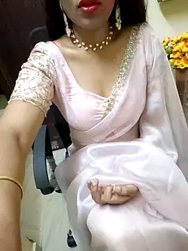 Snapshot of Roja-Telugu777 chatting on February 15, 1:53 am Roja-Telugu777 online show from February 15, 1:53 am