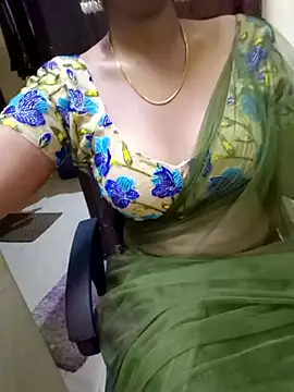 Snapshot of Roja-Telugu777 chatting on March 7, 1:31 am Roja-Telugu777 online show from March 7, 1:31 am