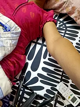 Snapshot of Roja-Telugu777 chatting on October 18, 5:57 pm Roja-Telugu777 online show from October 18, 5:57 pm