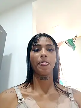 Snapshot of Antonellasmith00 chatting on February 1, 3:50 pm Antonellasmith00 online show from February 1, 3:50 pm