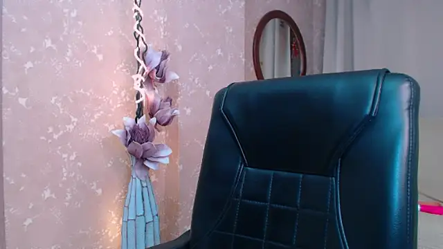 Ann  Cute online show from January 4, 1:42 pm