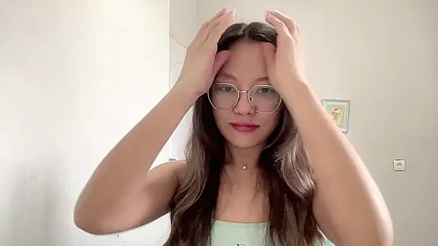 Risalynn online show from January 26, 3:38 am