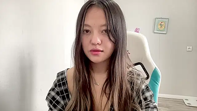 Risalynn online show from January 31, 2:37 am