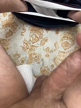 Snapshot of dickistanbul chatting on November 23, 3:34 pm dickistanbul online show from November 23, 3:34 pm