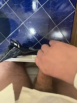 Snapshot of dickistanbul chatting on April 6, 1:01 pm dickistanbul online show from April 6, 1:01 pm