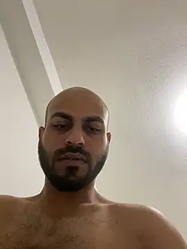 Snapshot of islandvybee55 chatting on December 12, 8:36 am islandvybee55 online show from December 12, 8:36 am