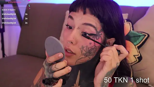 Snapshot of FairyFlexxxx chatting on February 22, 3:32 pm FairyFlexxxx online show from February 22, 3:32 pm