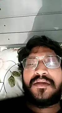 Snapshot of gym_lover076 chatting on February 2, 7:30 am gym lover076 online show from February 2, 7:30 am