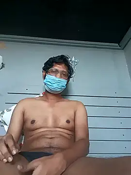 Snapshot of gym_lover076 chatting on February 7, 6:24 am gym lover076 online show from February 7, 6:24 am