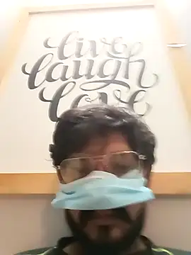 Snapshot of gym_lover076 chatting on February 8, 1:44 pm gym lover076 online show from February 8, 1:44 pm