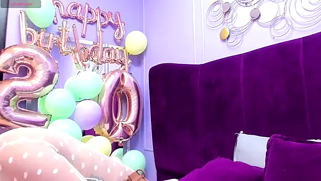 Snapshot of Sofi_Fox_ chatting on September 23, 1:25 pm Sofi Fox online show from September 23, 1:25 pm
