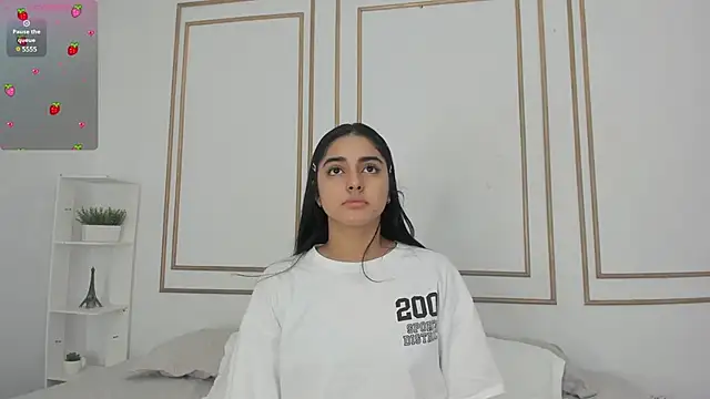 Snapshot of natalia_aguirre1 chatting on February 10, 12:29 pm natalia aguirre1 online show from February 10, 12:29 pm