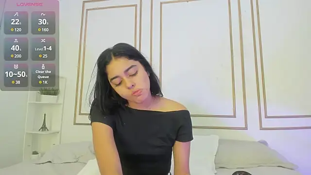 Snapshot of natalia_aguirre1 chatting on February 12, 12:22 pm natalia aguirre1 online show from February 12, 12:22 pm