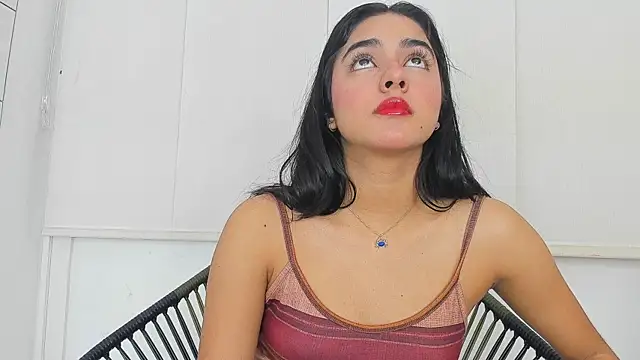 Snapshot of natalia_aguirre1 chatting on February 13, 12:43 pm natalia aguirre1 online show from February 13, 12:43 pm