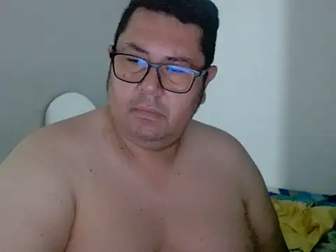 Snapshot of Elgatoloco11 chatting on May 22, 4:52 am Elgatoloco11 online show from May 22, 4:52 am