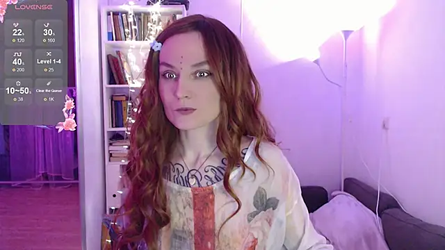 Snapshot of mischellemeow13 chatting on February 12, 10:26 pm mischellemeow13 online show from February 12, 10:26 pm