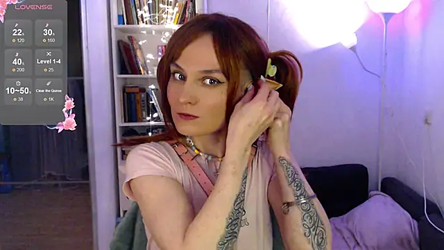 Snapshot of mischellemeow13 chatting on February 16, 7:38 pm mischellemeow13 online show from February 16, 7:38 pm