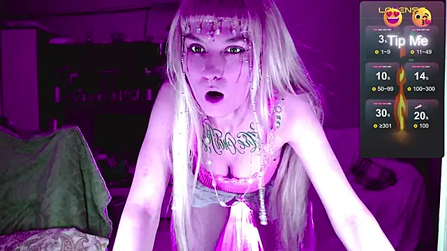 Snapshot of mischellemeow13 chatting on November 30, 1:53 am mischellemeow13 online show from November 30, 1:53 am