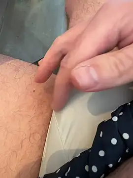 Voyeurpervert69 online show from February 25, 8:24 am