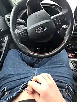 Titanhoott online show from December 30, 1:36 pm