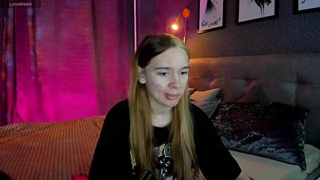 Lesi Moonie01 online show from September 21, 7:43 am