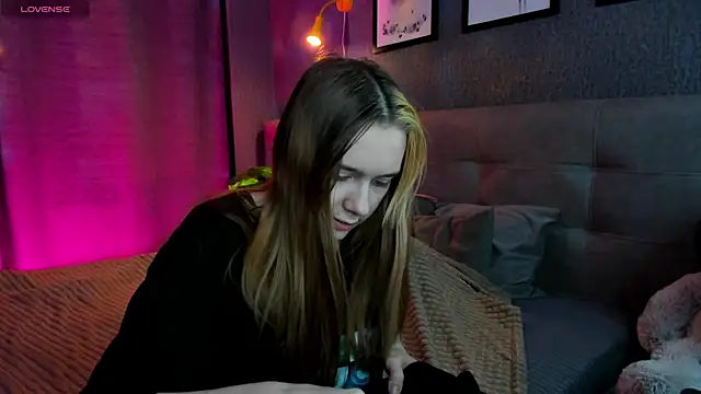 Lesi Moonie01 online show from October 25, 8:22 am