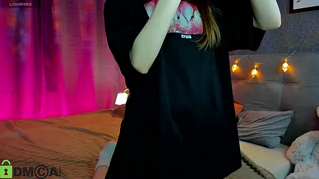 Lesi Moonie01 online show from December 21, 9:27 am