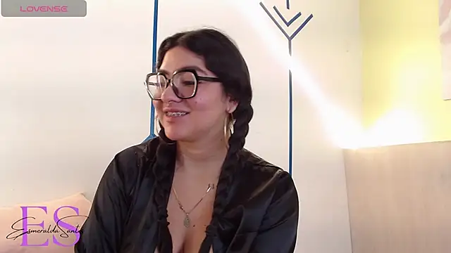 Snapshot of EsmeraldaSantoss chatting on January 9, 6:57 pm EsmeraldaSantoss online show from January 9, 6:57 pm