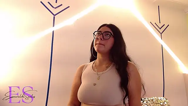 Snapshot of EsmeraldaSantoss chatting on February 26, 1:19 pm EsmeraldaSantoss online show from February 26, 1:19 pm