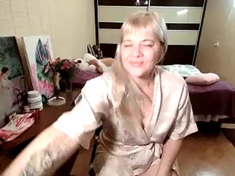 Lia Laguna77 online show from October 5, 5:55 pm