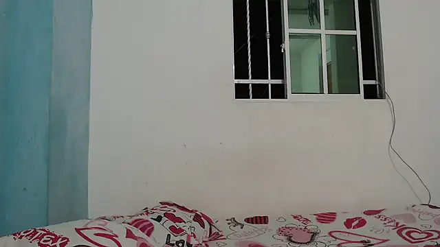 Snapshot of SHARLOTTE_MORGAN chatting on December 5, 2:20 am SHARLOTTE MORGAN online show from December 5, 2:20 am