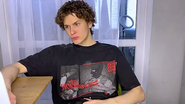 alyx garden online show from April 1, 12:06 pm