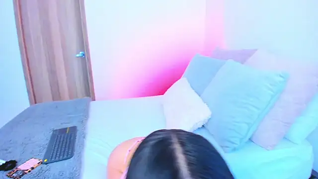 Alexis Rosse online show from March 1, 1:13 pm