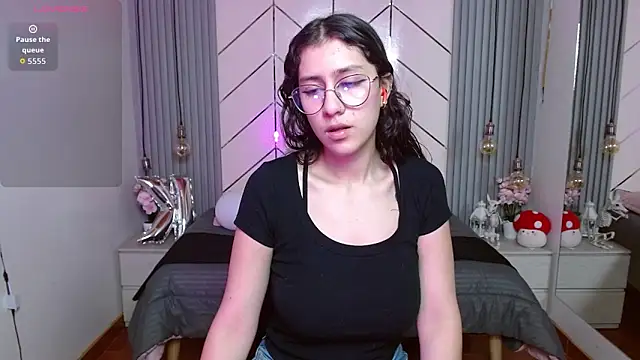 Lita Rogers online show from November 12, 7:57 pm