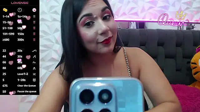 Allie Vergara online show from February 25, 3:38 am